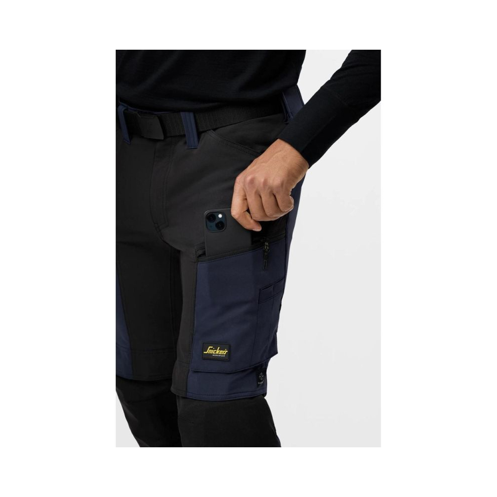 Strechhose 2.jpg
